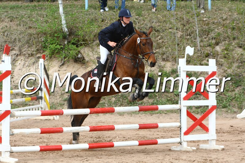 204M0230_Pretty Lady_Spring_Ax.JPG